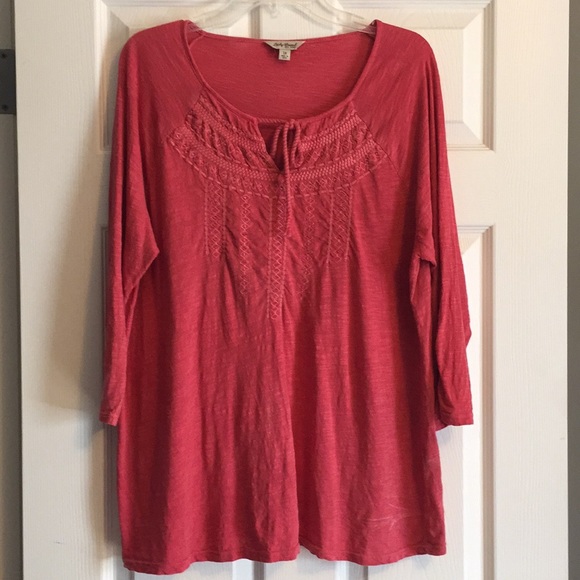 Lucky Brand Tops - Lucky Brand keyhole tie neck top